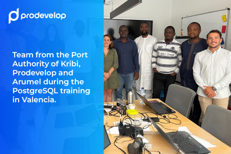 port-digitalization-postgresql-kribi.jpg Port digitalization in action: Port of Kribi, Prodevelop and Arumel team during PostgreSQL training in Valencia